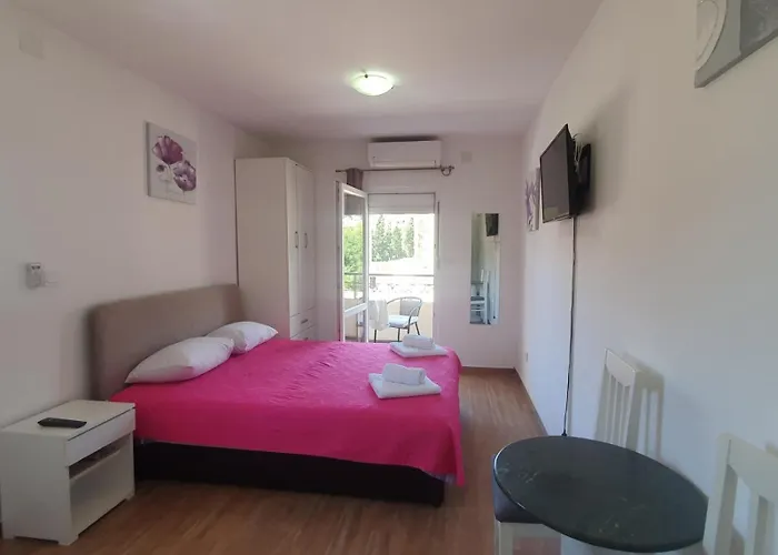 Apartments Luna