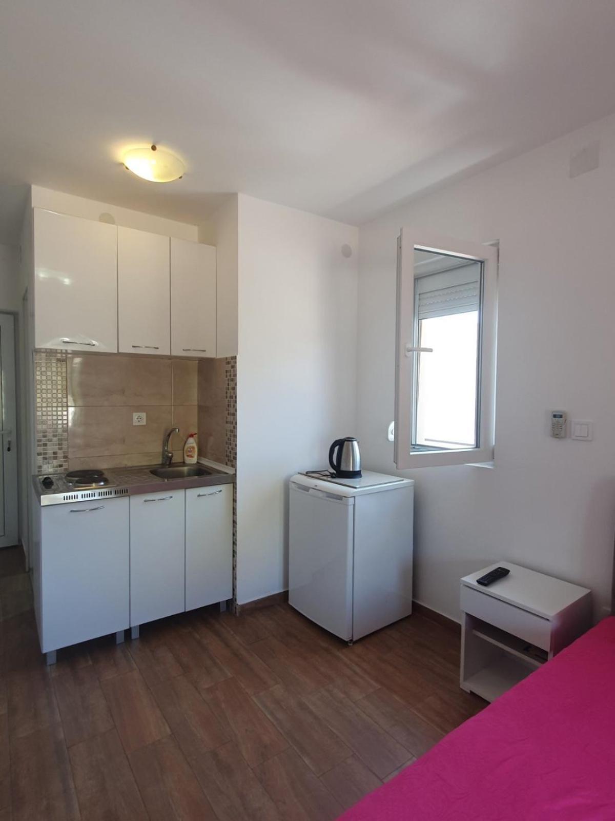 Luna Apartment